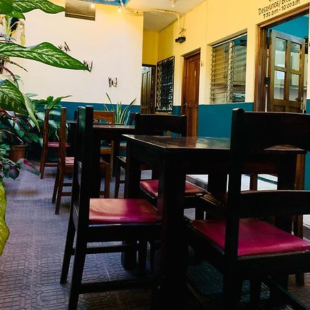 Hostal Fachente León Eksteriør bilde